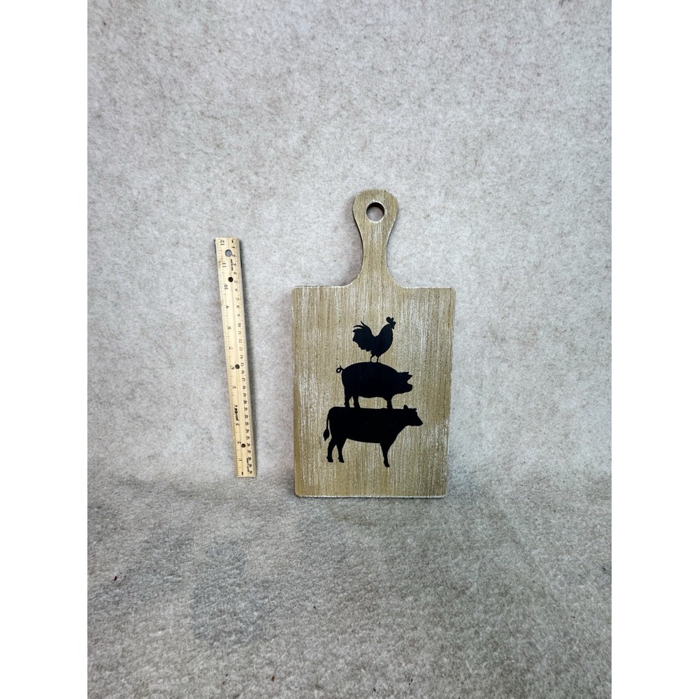 chicken pig cow decor‎ Cutting Board